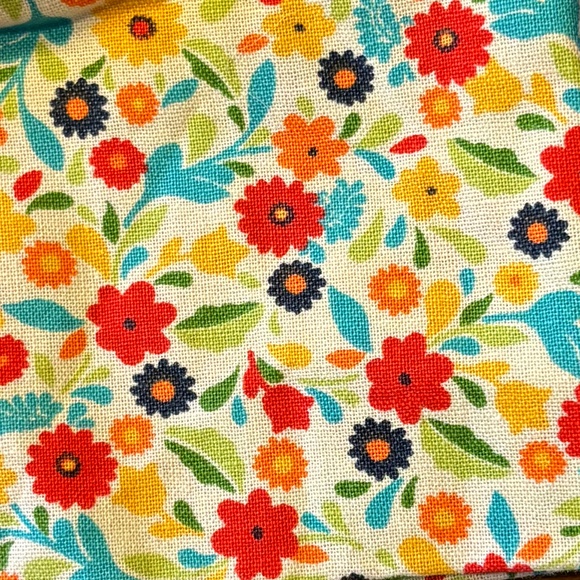 Cheerful Retro Floral Print Cotton Infinity Scarf - like NEW! - Picture 2 of 6